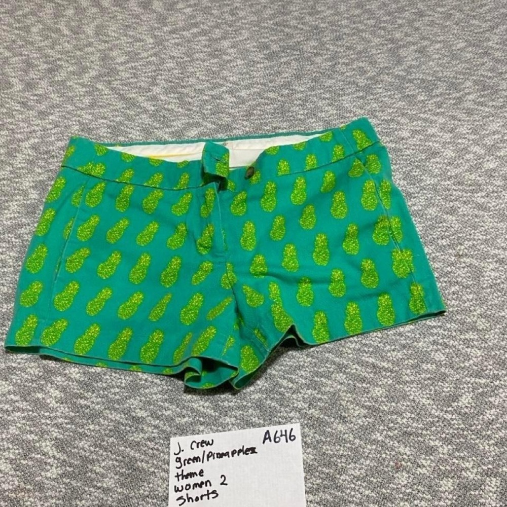 J.Crew green shorts with green pineapples theme women 2. SKU-A646